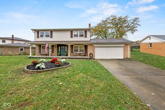 7742 Crossgate Ln, Indianapolis, IN 46227