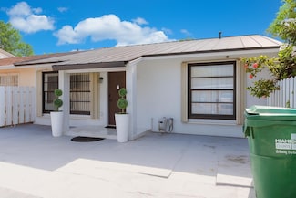 4416 NW 185th St, Miami Gardens, FL 33055