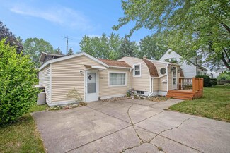 701 Columbia Ave, Saint Joseph, MI 49085