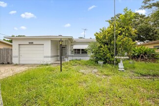 5555 Lown St N, Saint Petersburg, FL 33714