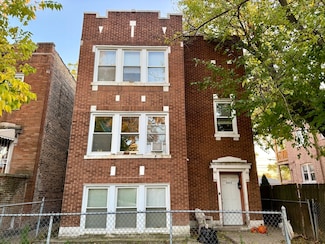 4425 W Cortez St, Chicago, IL 60651