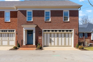 8205 Maris Ct, Louisville, KY 40241