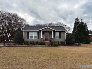 19408 Huntsville Brownsferry Rd, Athens, AL 35611