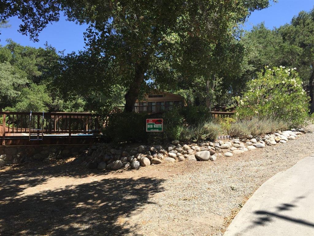 45352 Carmel Valley Rd, Greenfield, CA 93927