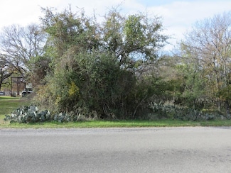 114 Airview Airview Blvd, Sunrise Beach Village, TX 78643