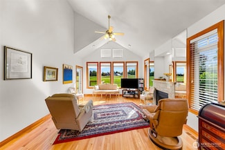 2008 Greenview Ln, Lynden, WA 98264