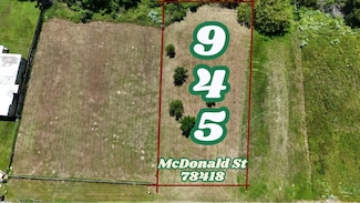 945 Mc Donald St, Corpus Christi, TX 78418