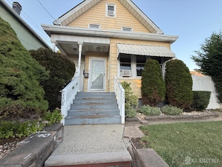 376 Barclay St, Perth Amboy, NJ 08861