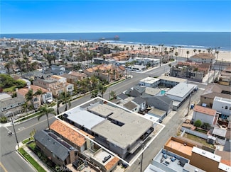 221 10th St, Huntington Beach, CA 92648