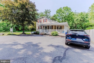 713 Monmouth Rd, Chesterfield Township, NJ 08515