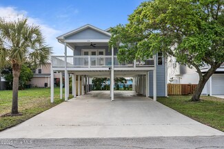 625 S 4th Ave, Kure Beach, NC 28449