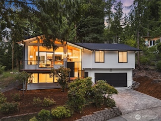 17613 NE 31st Place, Redmond, WA 98052
