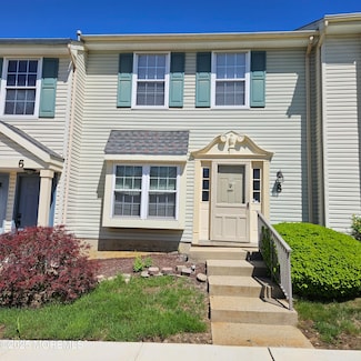 50 Christopher Ct Unit 8, Freehold, NJ 07728