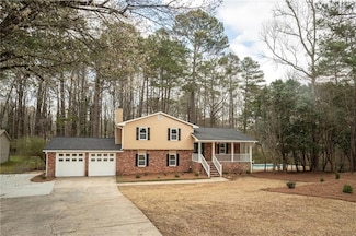 1106 Oak Rd SW, Lilburn, GA 30047