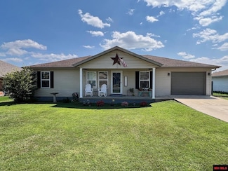 1208 Ozark Ave, Mountain Home, AR 72653
