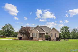 2801 Mountain View Dr, Gadsden, AL 35907