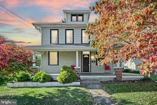 61 W Canal St, Dover, PA 17315
