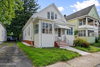 33 W Van Vechten St, Albany, NY 12209