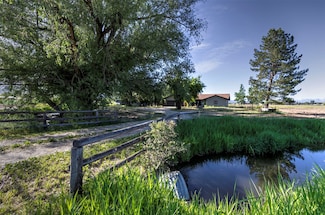 357 Quast Ln, Corvallis, MT 59828