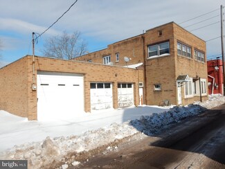 929 W 4th St, Hazleton, PA 18201
