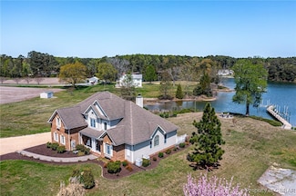 601 Cranes Creek Harbor Dr, Heathsville, VA 22473