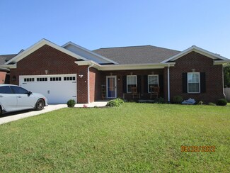 1006 Augusta Dr, Lawrenceburg, KY 40342