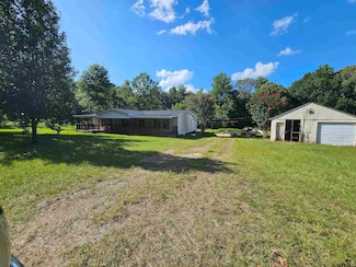 1205 County Line Rd, Troup, TX 75789