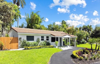 332 NE 29th St, Wilton Manors, FL 33334