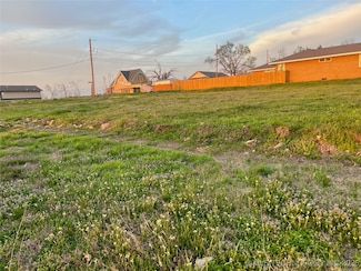 1301 Division St, Sulphur, OK 73086