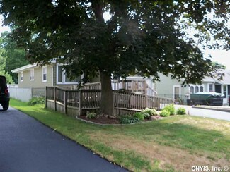 104 Ferncliff Ave, Liverpool, NY 13088