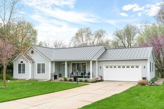 62221 Greenbrier Ct, South Bend, IN 46614