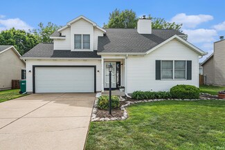 5615 Trippel Dr, Mishawaka, IN 46545