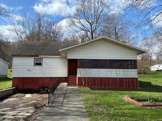 17857 Pennsylvania 285, Cochranton, PA 16314