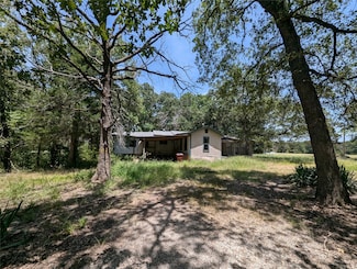 6900 Lakeview Dr, Bonham, TX 75418