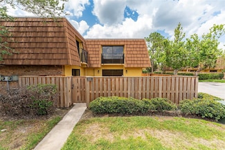 5251 Brook Ct Unit 242, Orlando, FL 32811