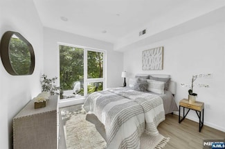 15 S 13th St Unit 403, Newark, NJ 07108