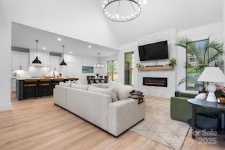 167 Gunpowder View Cir, Granite Falls, NC 28630