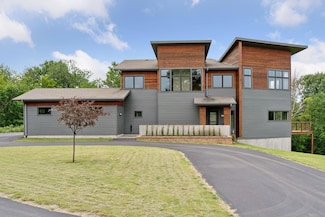 28585 Ridgeview Dr S, Frontenac, MN 55026