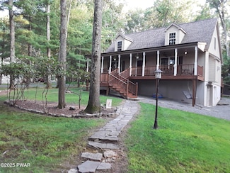 130 Terrace Rd, Tafton, PA 18464