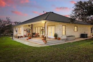 1038 Cielo Springs Dr, Blanco, TX 78606