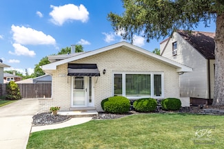 11538 S Leamington Ave, Alsip, IL 60803