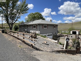 46083 Adams Rd, Pendleton, OR 97801