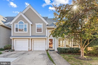 412 Overlook Dr, Occoquan, VA 22125