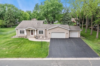 4331 Stirrup St, Saint Paul, MN 55123