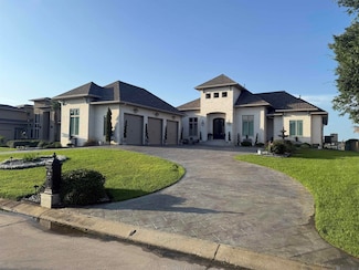 979 Lakeshore Blvd, Slidell, LA 70461