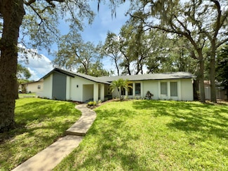 608 Antilla Ave, Altamonte Springs, FL 32714
