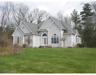 146 Porter St, Granby, MA 01033