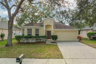 918 Magnolia Blossom Ct, Apopka, FL 32712