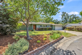 3409 Brookside Way, Carmichael, CA 95608