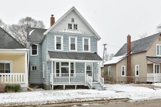 1519 Oak St, Port Huron, MI 48060